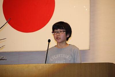 安心して子育てのできる村にしてはどうでしょうか。