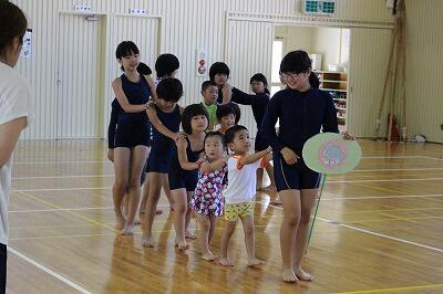 ぼく、ぜったいにはなさないぞー