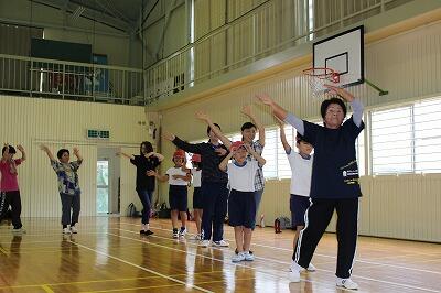 昔は「いだごろ踊り」と呼ばれていたそうです。