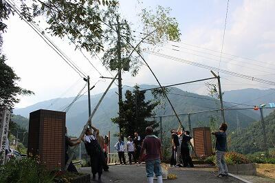 校門の飾り、見事です