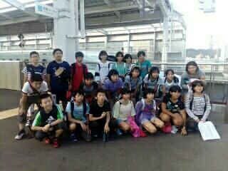 新幹線のホームで