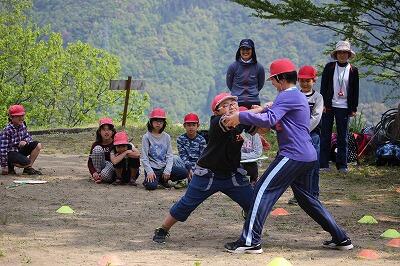 男女、学年関係なし、無差別級の取組