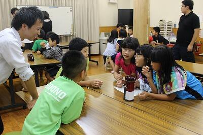 楽しいクイズで盛り上がります