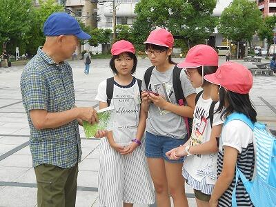 椎葉から来ました。椎葉の良さを知ってください。