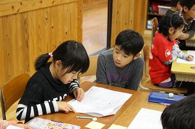 そっかぁ。じゃーじゃー。