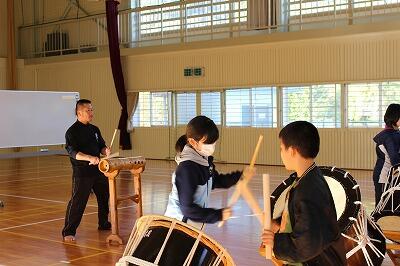 おじちゃんに合わせてよ！