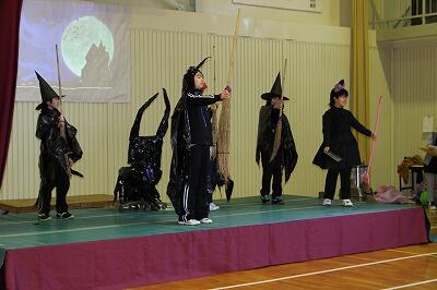 全員によるミュージカル