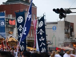 まつりのべおかのようす