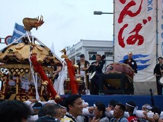 まつりのべおかのようす