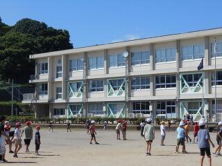 昼休みのようす