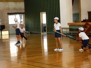 団決定集会のようす