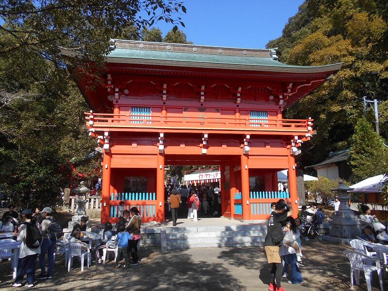 お祭りのようす