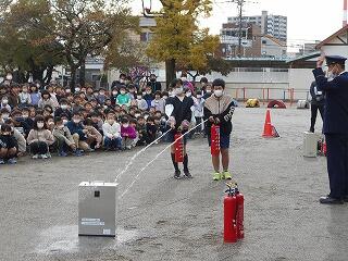 避難訓練のようす