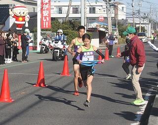 市町村対抗駅伝競走大会のようす