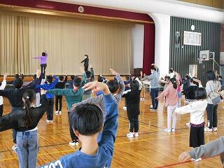 ばんば踊り講習のようす