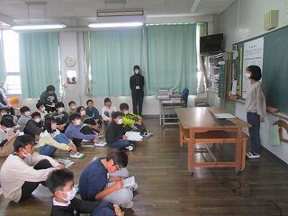 ６年生の授業のようす