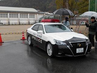 交通安全呼びかけのようす