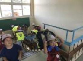 避難訓練（地震・津波）