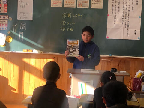 戦争に関わる本