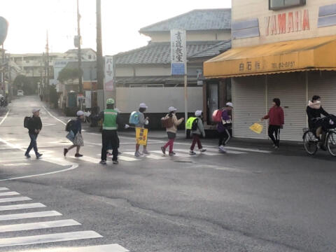 秀樹銘木店前立ち番指導