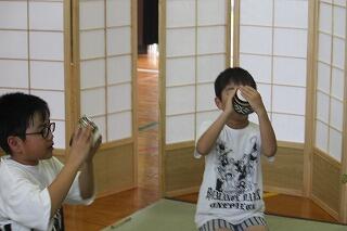 お茶の教室のようす