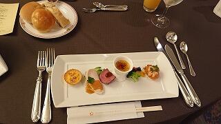 １日目夕食のようす