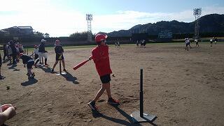 ティーボール指導のようす