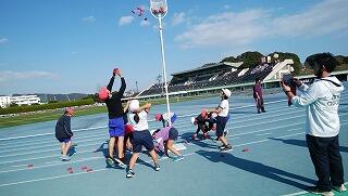 ティーボール指導のようす