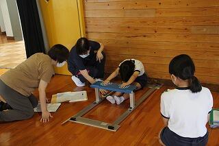 上体そらしのようす