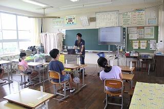 きみたちに伝えたのいこと 授業のようす