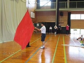 団旗授与のようす