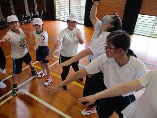 白の声あわせのようす