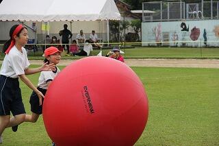 団対抗競技のようす