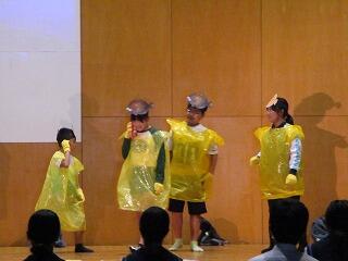 ふるさと祭りの練習のようす