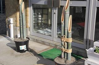 門松作りのようす