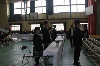 卒業式のようす