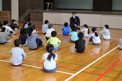 見たことを正しく言えるかな?!