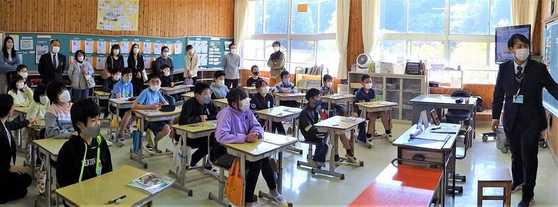 ６年授業参観（外国語）