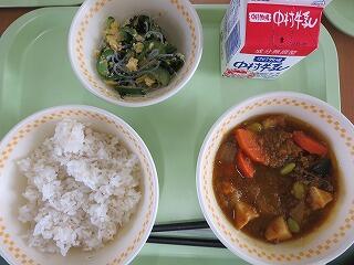 給食の画像