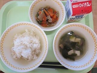 給食の画像