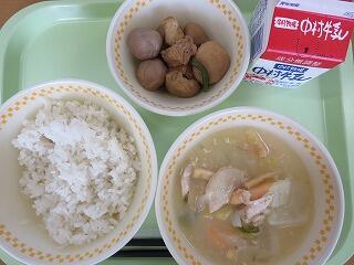 給食の画像