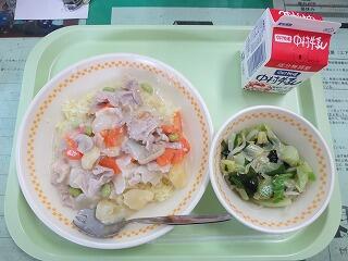 給食の画像