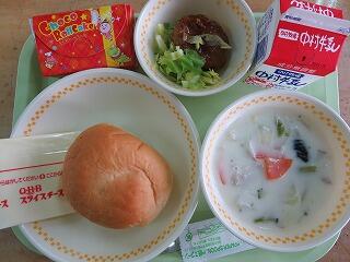 給食の画像