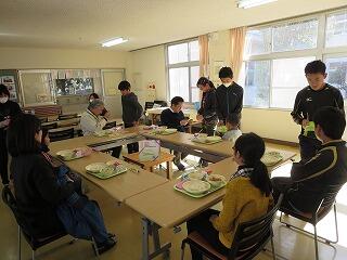 お誕生日給食会 お誕生日給食会