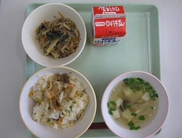給食