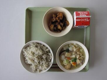 給食