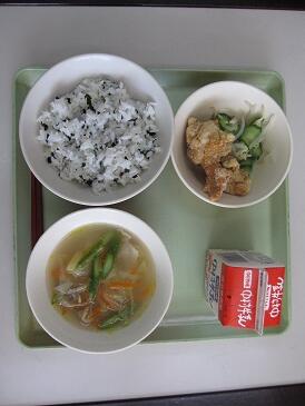 給食