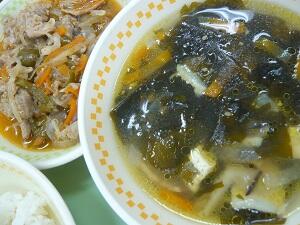 わかめスープ
