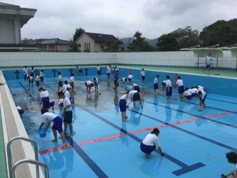 プール清掃クラスマッチ