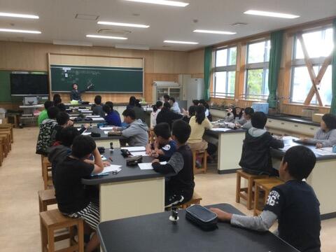 ６年生が体験学習に